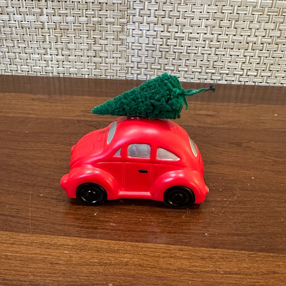🌲VTG 1985-2012 Department 56 Ceramic Red Volkswagen Beetle with Christmas Tree